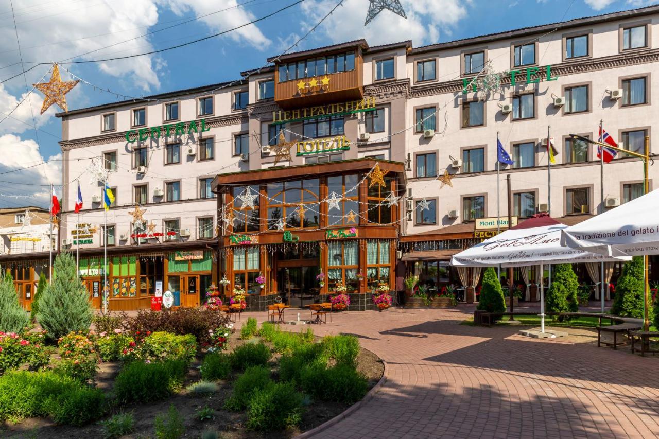 Centralny Hotel Krivoy Rog Bagian luar foto