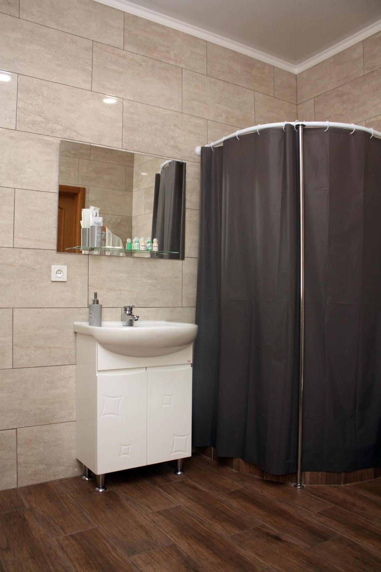 Centralny Hotel Krivoy Rog Bagian luar foto