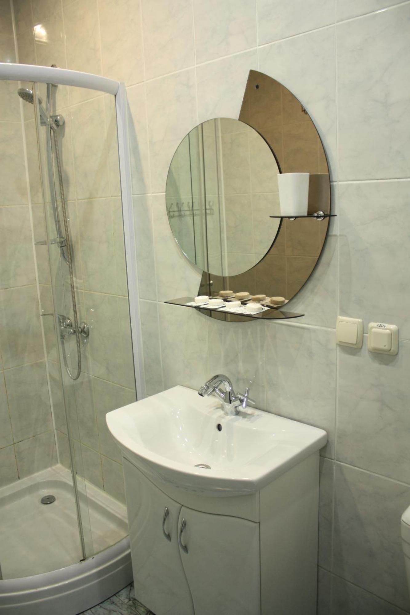Centralny Hotel Krivoy Rog Bagian luar foto