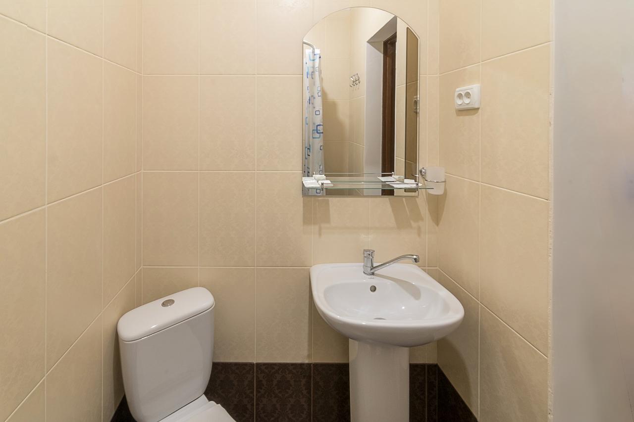 Centralny Hotel Krivoy Rog Ruang foto